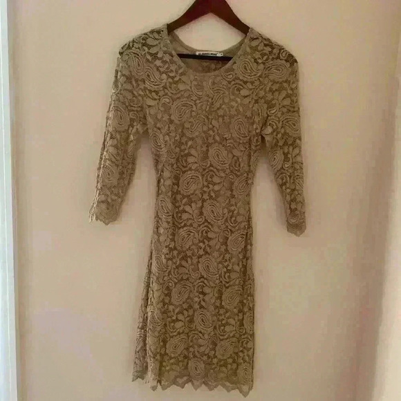 Gilbert Gilmore nude open back lace dress medium - Picture 7 of 7